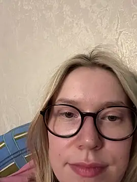 TaylorBre online show from May 22, 11:36 pm