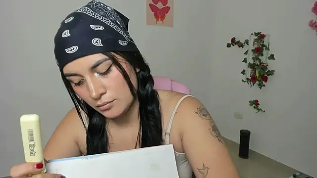 Emic  online show from September 10, 4:51 pm