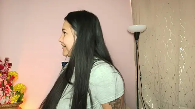 Little Ivy online show from February 10, 3:37 pm