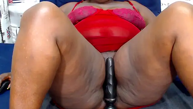 Honeybumsx32 online show from April 4, 7:07 am