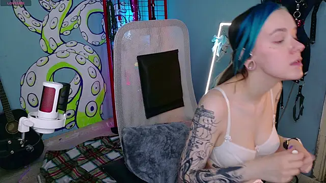 Cumpotik Eve online show from March 4, 3:02 am