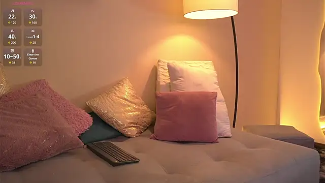 Chloe Cherry21 online show from November 6, 3:12 am