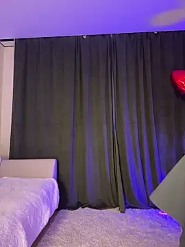 LoveLuna  online show from February 17, 11:37 pm