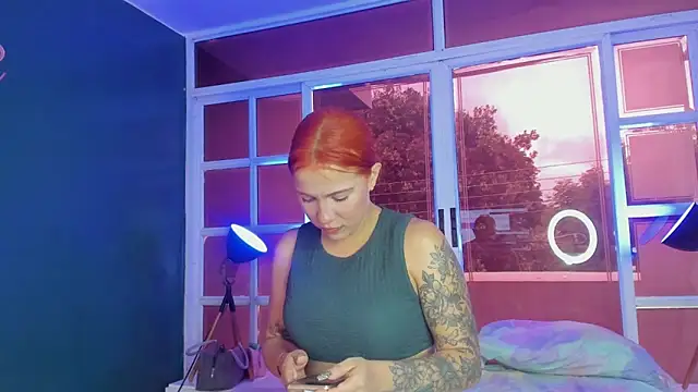 MelaniieRoux online show from March 30, 7:46 pm