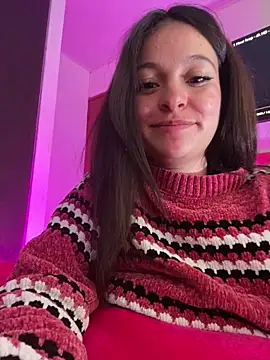 Snapshot of LucyEvans_ chatting on October 21, 5:44 am LucyEvans online show from October 21, 5:44 am