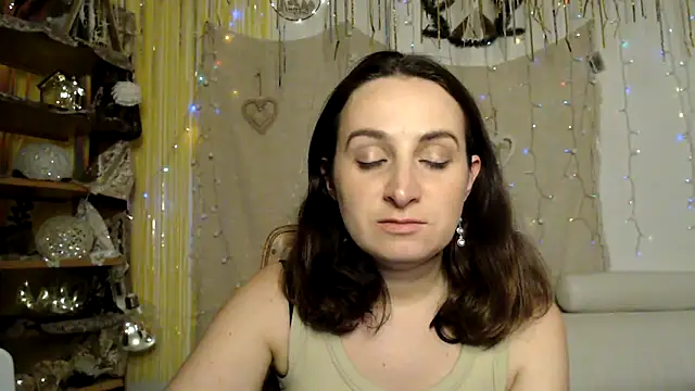 AskMeStandUp online show from February 9, 11:29 pm