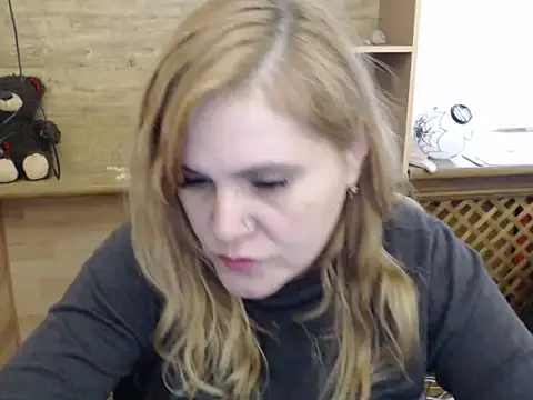 DaniellaKiss online show from April 3, 2:37 pm