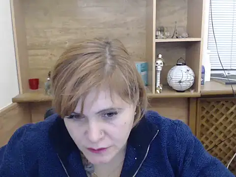 DaniellaKiss online show from January 18, 8:05 pm