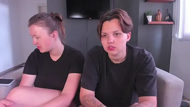 jessica tenderly online show from December 19, 7:17 pm