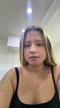 MiaPetit  online show from December 14, 8:25 pm