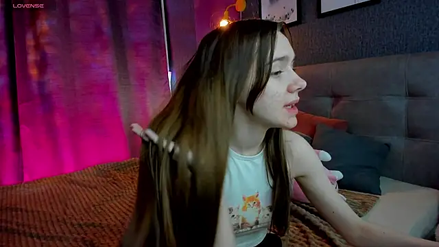 Lesi Moonie01 online show from December 3, 9:22 am