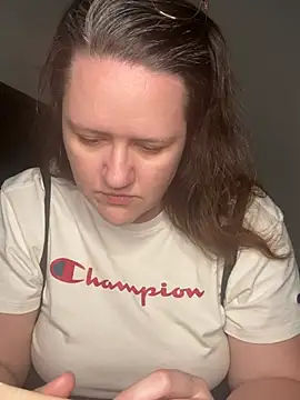Kinkbitch25 online show from June 20, 11:08 pm