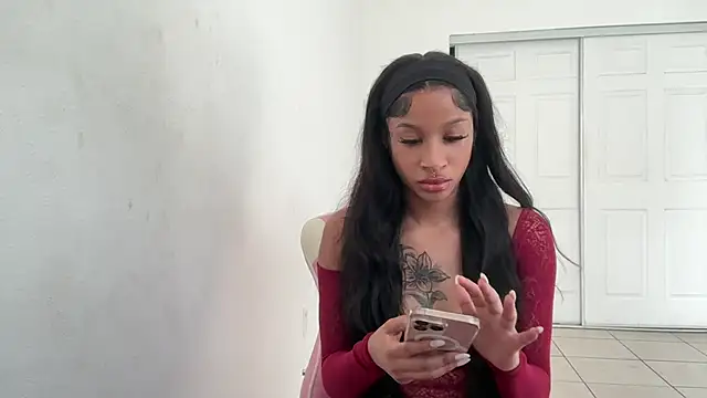 shandiloveslemonss online show from September 16, 1:30 pm