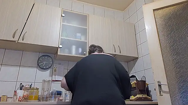 melissaBlessing online show from February 2, 4:33 am