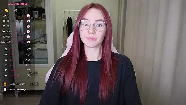 littlevildevil online show from September 27, 11:17 am