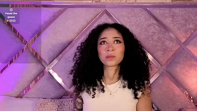  lanna jhonson  online show from December 3, 11:12 am