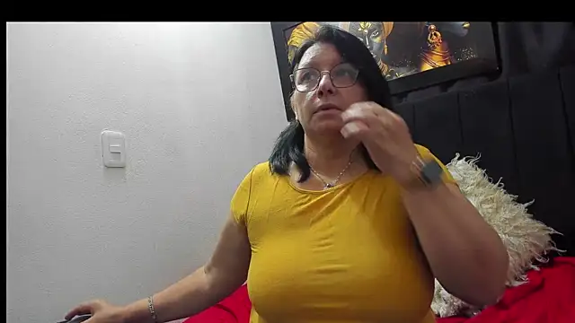 Evaaross 2345 online show from November 19, 9:48 pm