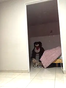 Snapshot of estefania_teen chatting on October 29, 11:03 am estefania teen online show from October 29, 11:03 am