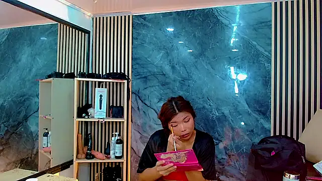 Isalombardi online show from October 21, 3:43 am