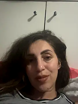 EmaSkyes online show from November 12, 7:23 pm