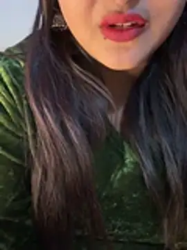 Ayesha mahi online show from February 4, 9:23 am