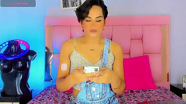 Aistrid gate online show from October 18, 3:15 pm