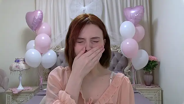 KellyStone online show from February 10, 5:10 am