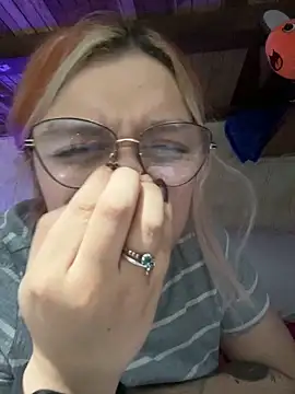 SophiaWeestt99 online show from November 25, 4:25 am