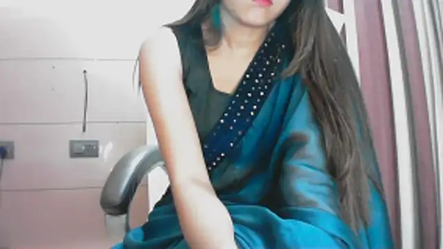 collage hoty online show from December 16, 9:20 pm