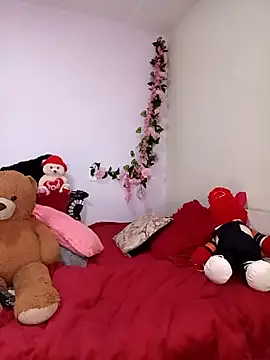 kymmgolden online show from March 1, 1:33 pm