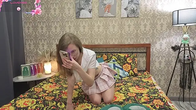 Lill Mary online show from March 11, 4:17 am