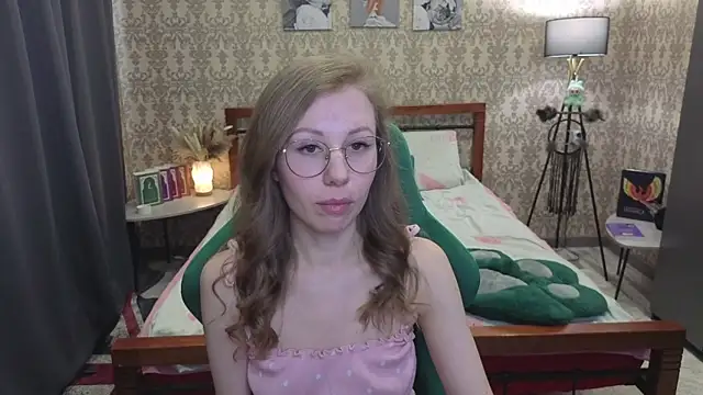 Lill Mary online show from March 31, 4:34 am