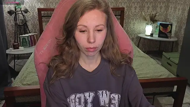 Lill Mary online show from January 17, 3:25 am