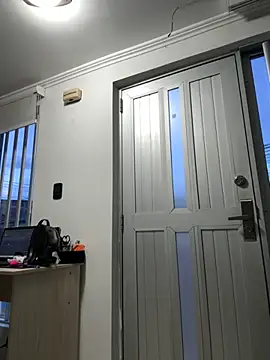 Snapshot of camianddanna chatting on October 7, 10:47 pm camianddanna online show from October 7, 10:47 pm