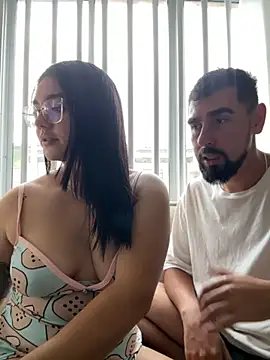 Snapshot of camianddanna chatting on September 21, 6:50 pm camianddanna online show from September 21, 6:50 pm