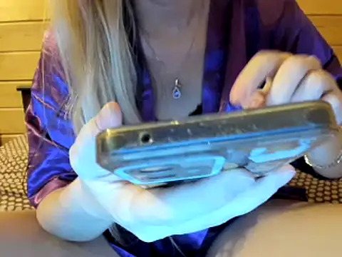 Cookiecutey online show from October 28, 2:12 pm