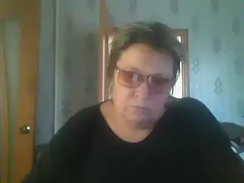 MelanieCold467 online show from October 17, 10:07 am