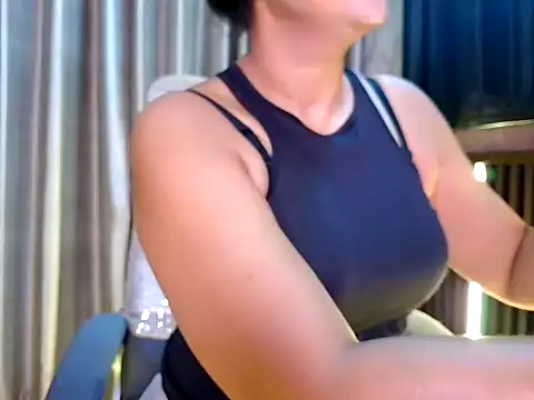 fabdemira online show from April 17, 6:54 pm