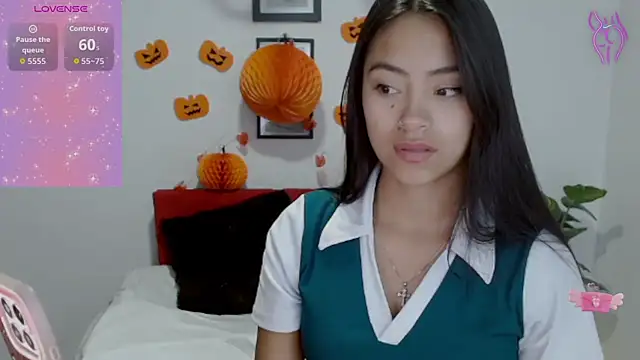 NatalyEscobar lx online show from October 1, 12:54 pm