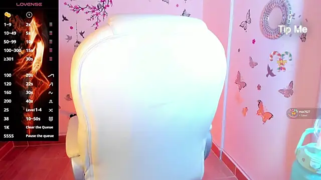 melody starr online show from October 6, 10:36 pm