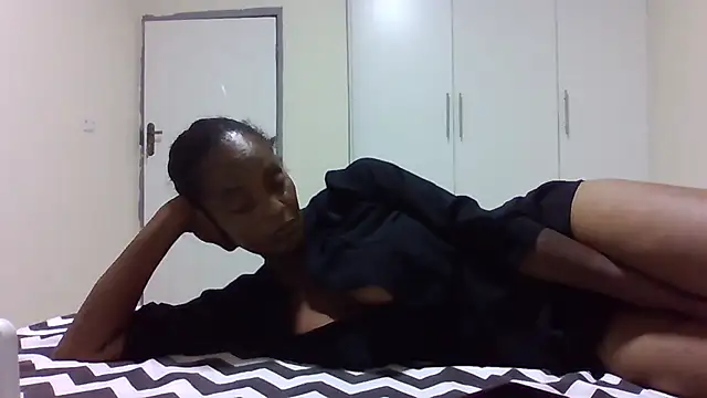 sweets 80 online show from December 13, 7:53 pm