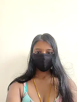 Snapshot of Cuteemoon chatting on October 29, 6:07 am Cuteemoon online show from October 29, 6:07 am