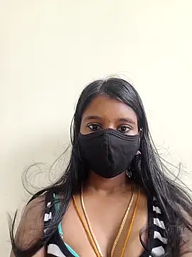 Snapshot of Cuteemoon chatting on October 28, 5:57 am Cuteemoon online show from October 28, 5:57 am