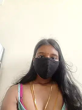 Snapshot of Cuteemoon chatting on October 18, 5:54 am Cuteemoon online show from October 18, 5:54 am