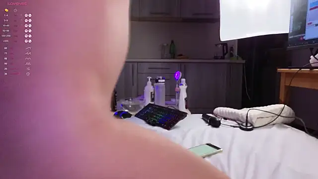 Snapshot of Lucky_angel chatting on September 21, 12:59 pm Lucky angel online show from September 21, 12:59 pm