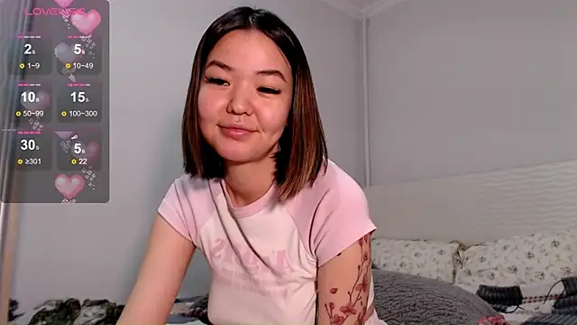 Snapshot of osaka_nia chatting on October 22, 2:55 pm osaka nia online show from October 22, 2:55 pm