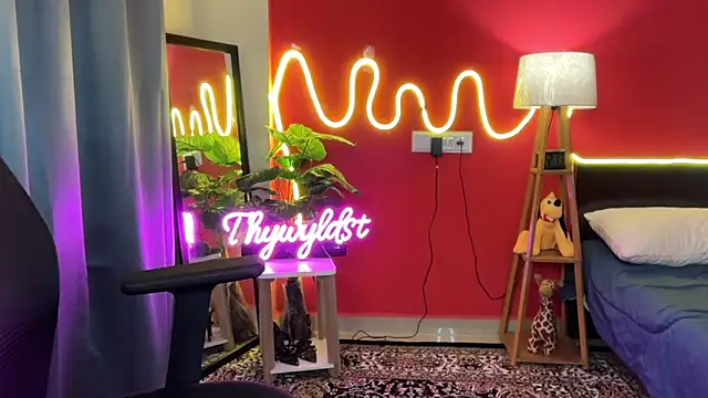 Snapshot of thywyldst69 chatting on October 14, 8:44 pm thywyldst69 online show from October 14, 8:44 pm