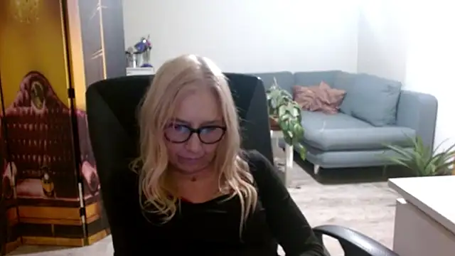 sofia xkiss online show from November 20, 3:13 pm