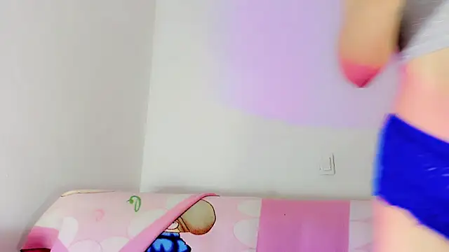 TatiGil online show from October 15, 4:04 am