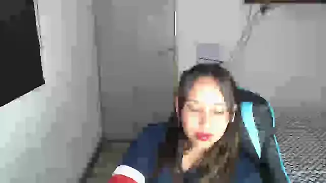 Skarlet Adams28 online show from December 4, 10:43 pm